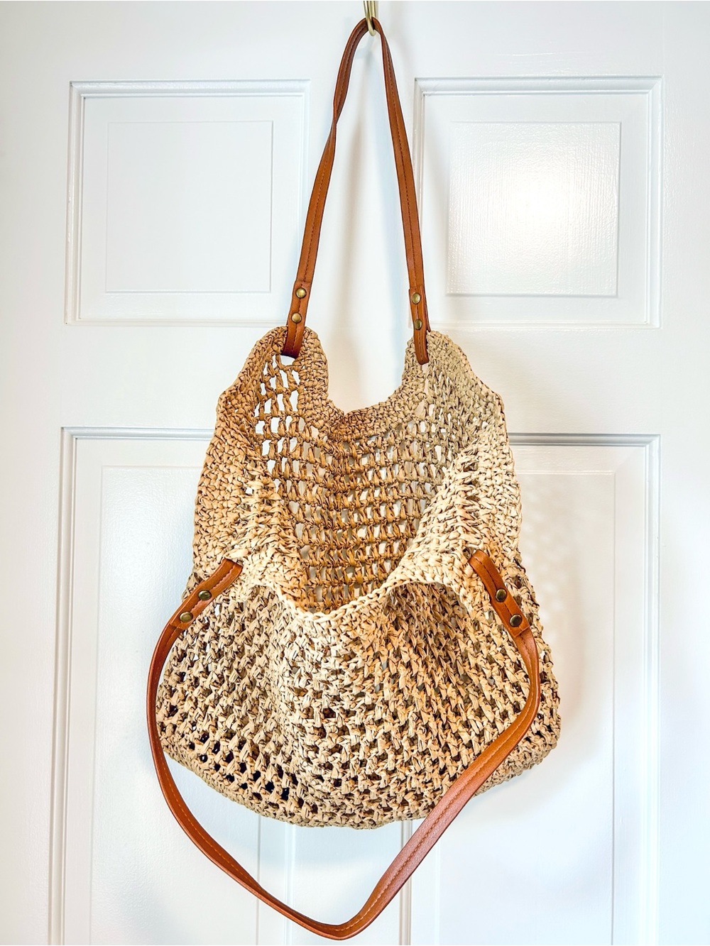 NWOT Viral Straw Market Bag with Natural Tan Faux Leather Straps - Camel - Picture 5 of 5
